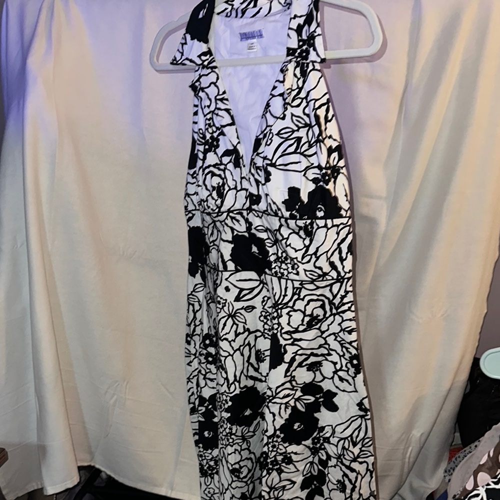 En Focus Floral Halter Dress